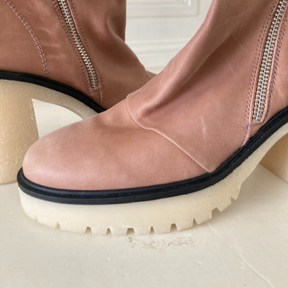 NWOB Free People Jack Zip Brown Leather Boots Sz 40 - Picture 2 of 10